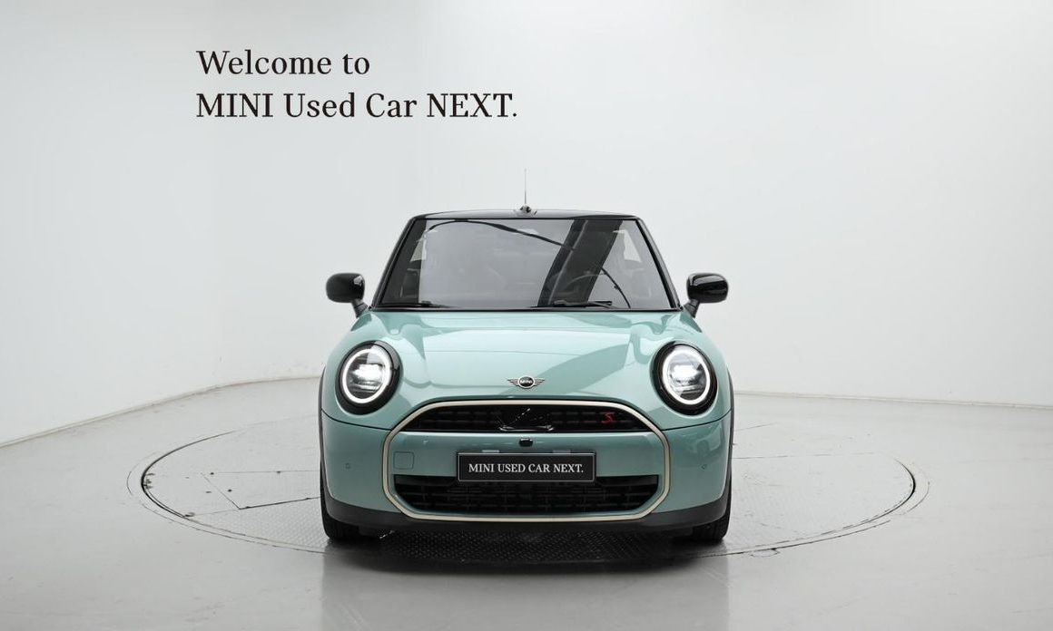 Mini Cooper Convertible 2025