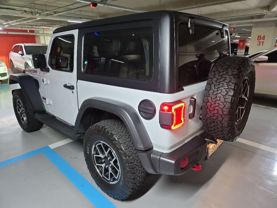 Jeep Wrangler 2025