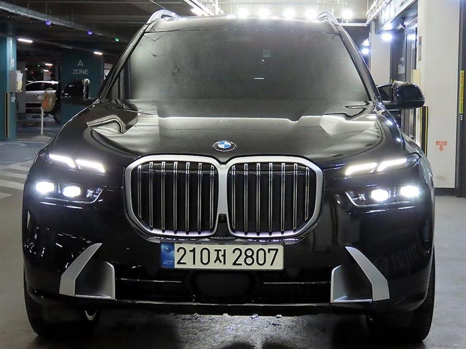 BMW X7 2024