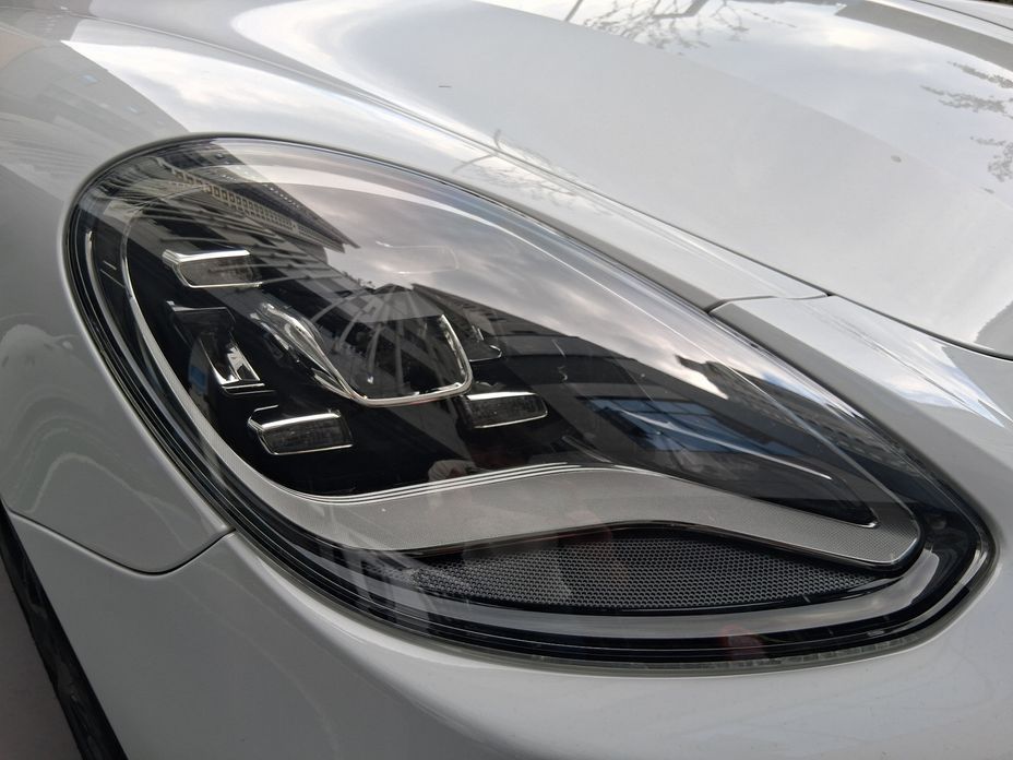 Porsche Panamera 2023