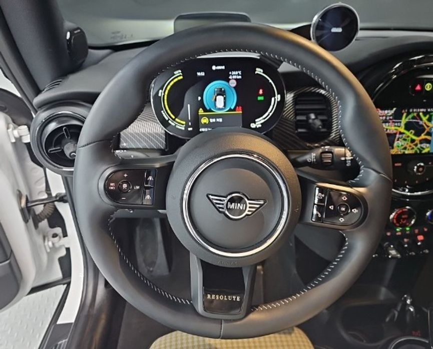 Mini Cooper 2024