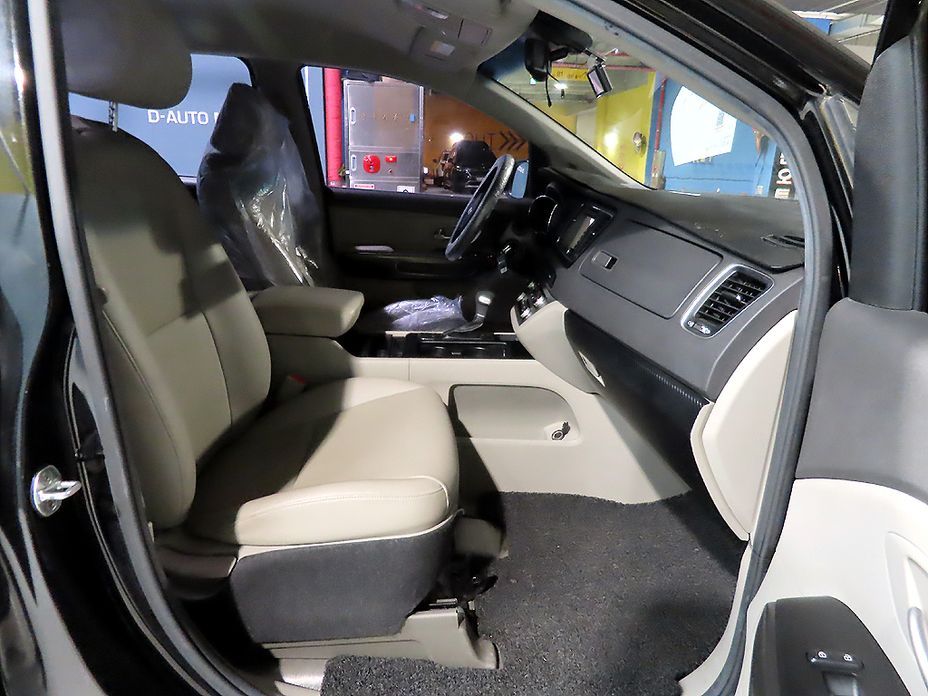 Kia Canival 2017