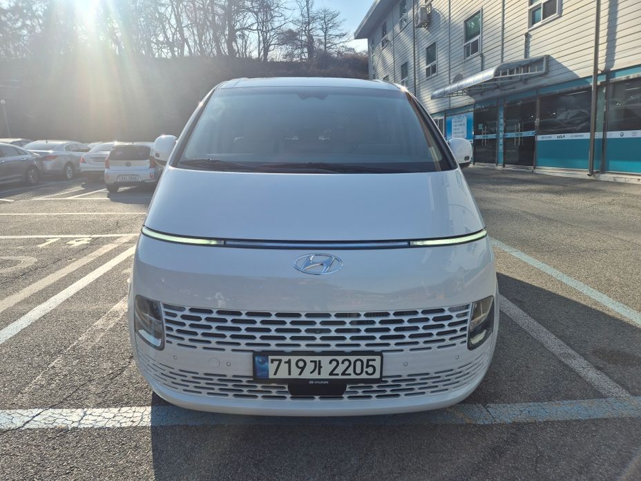 Hyundai Staria 2022