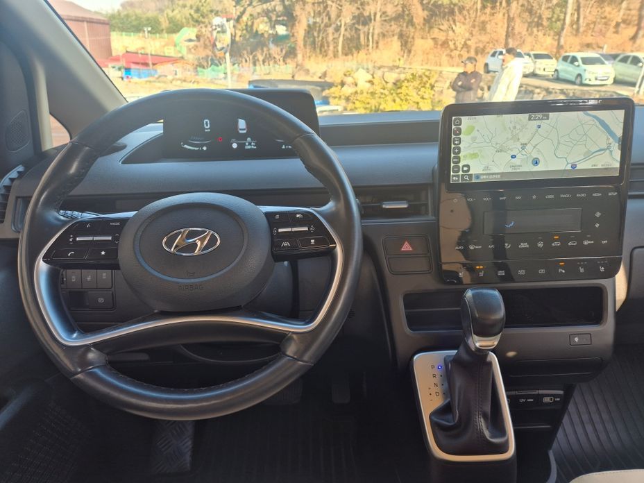 Hyundai Staria 2022