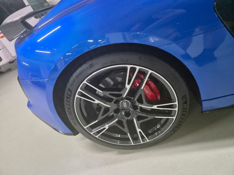 Audi R8 2021