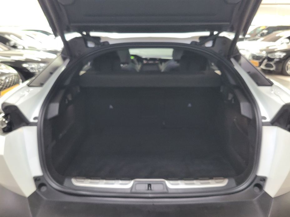 Peugeot 408 2023