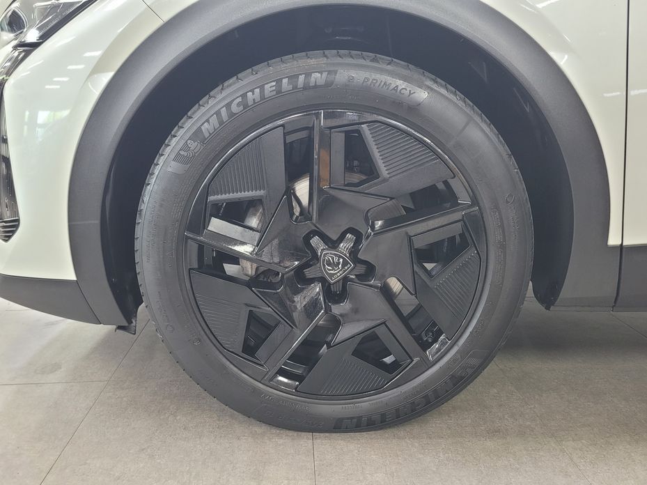 Peugeot 408 2023