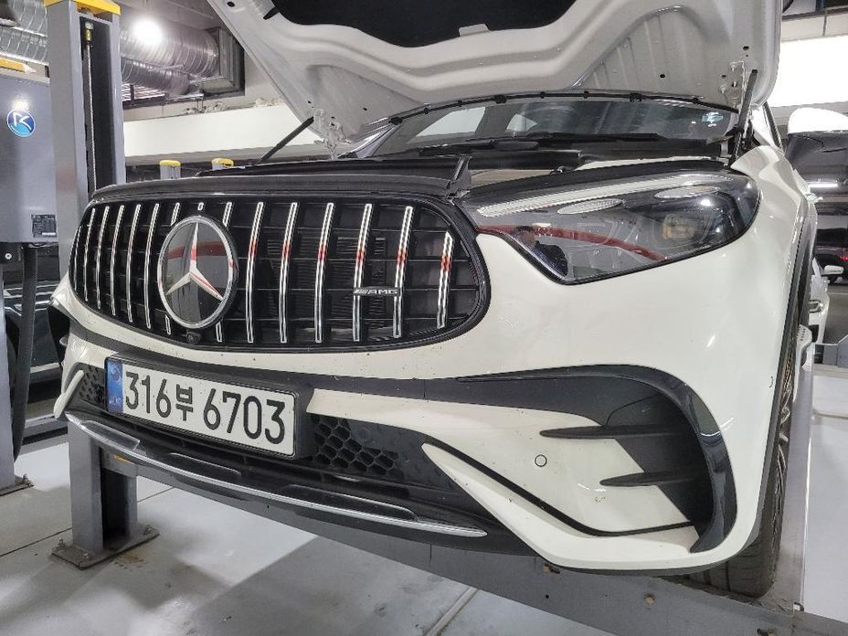Mercedes-Benz GLC-Class 2024