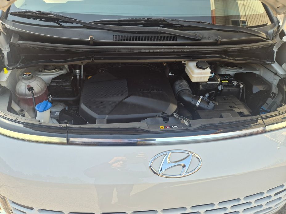 Hyundai Staria 2022