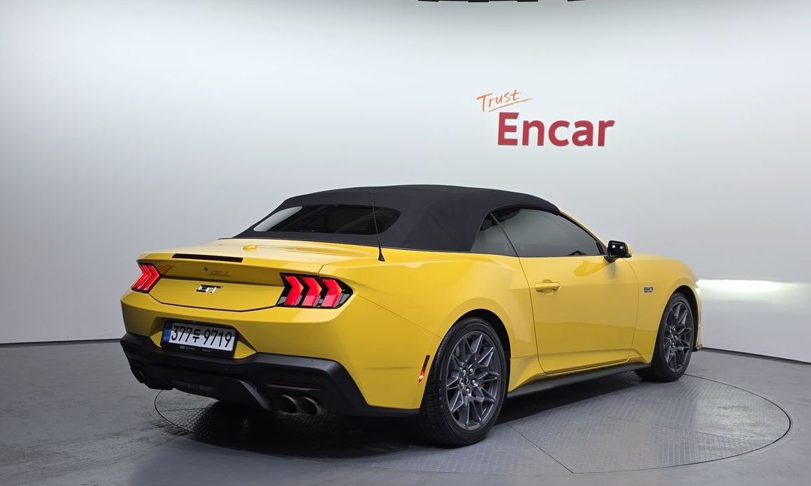 Ford Mustang 2024