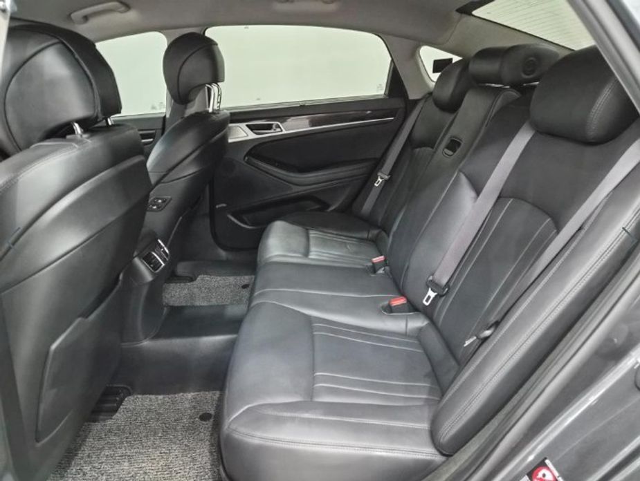 Genesis G80 2020