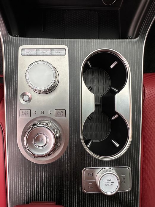 Genesis GV80 2024