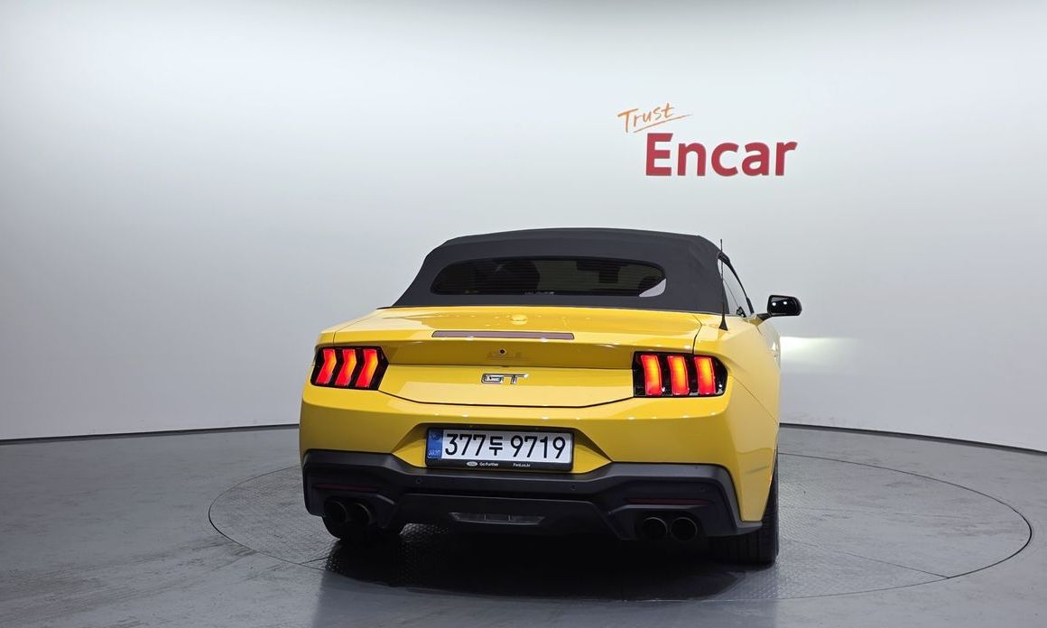 Ford Mustang 2024