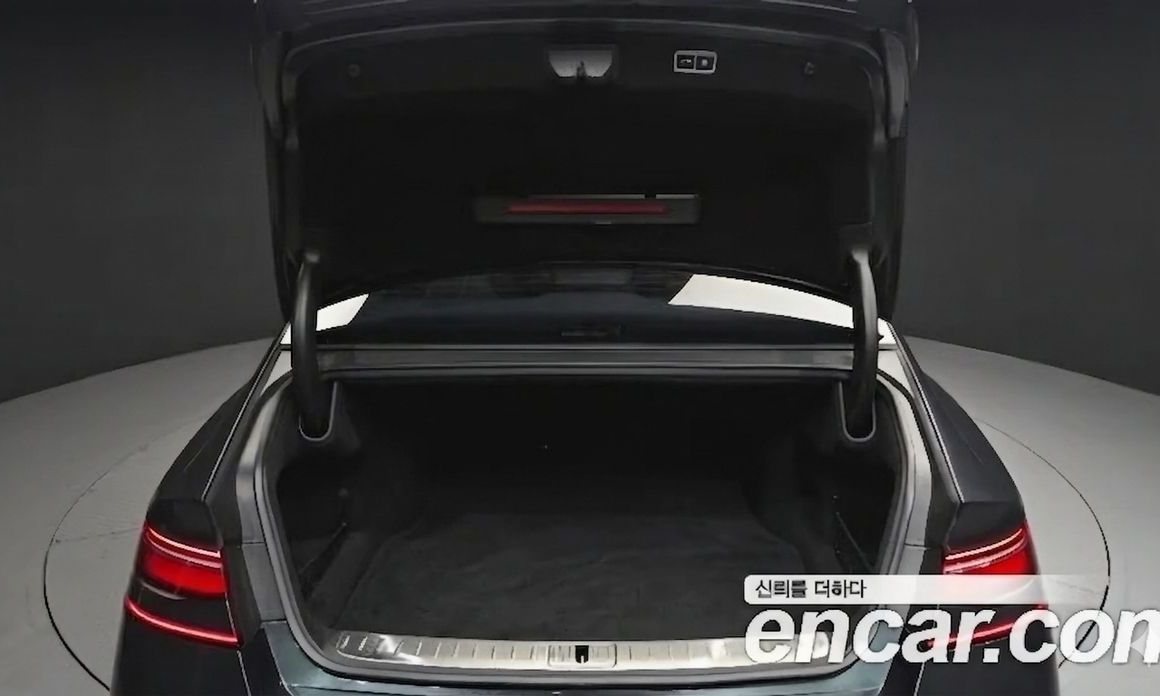 Genesis G90 2023