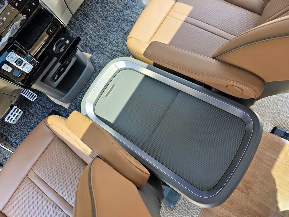 Hyundai Staria 2023
