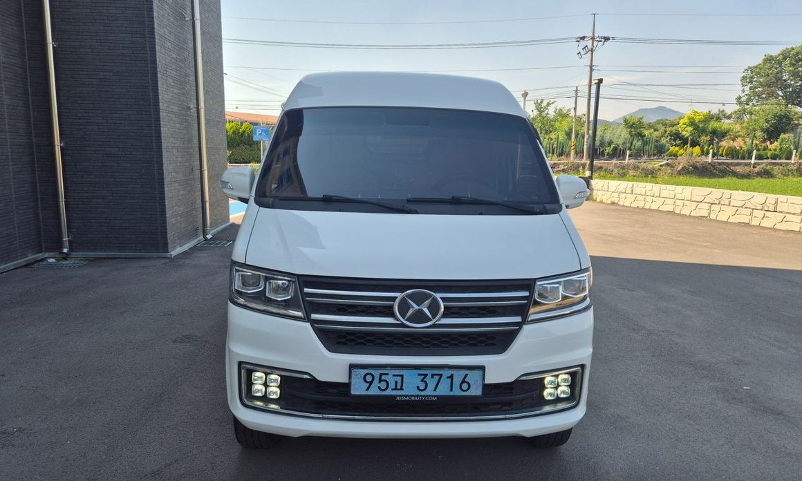 Xin yuan ET Van 2023