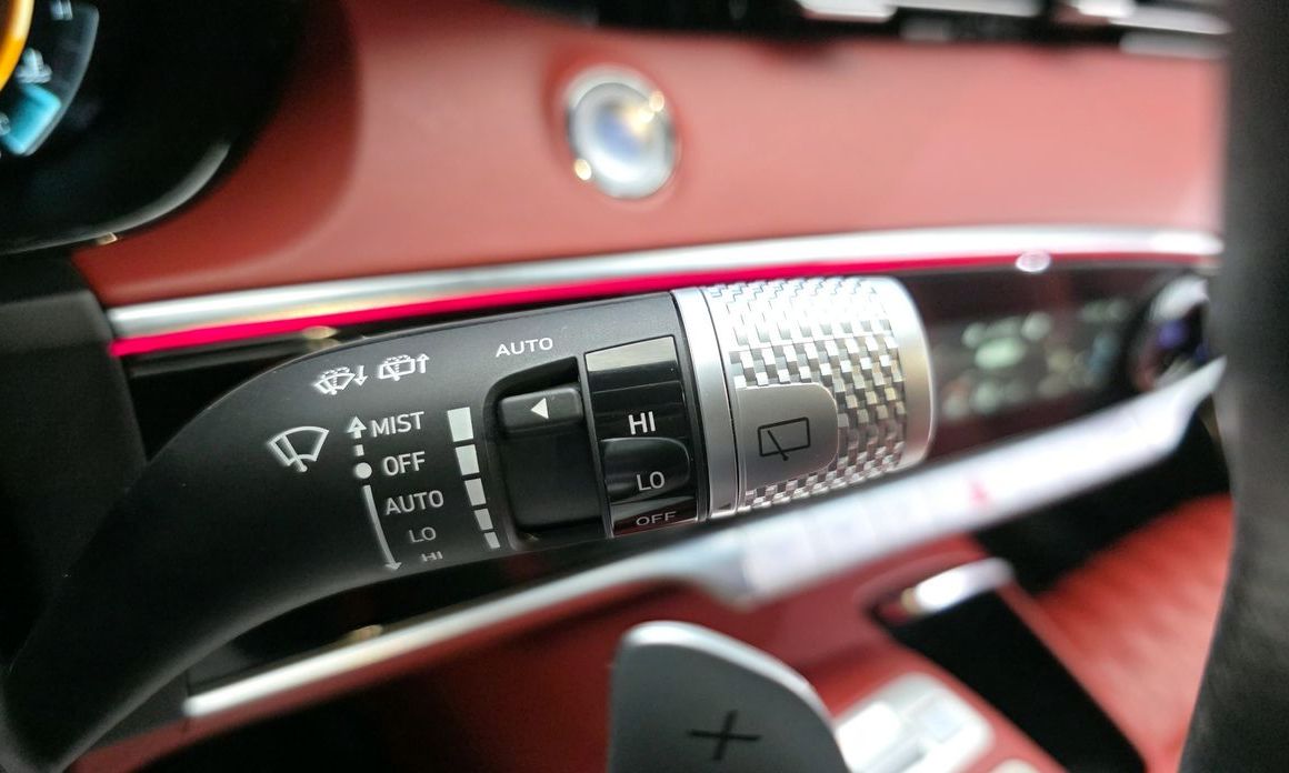 Genesis GV70 2023