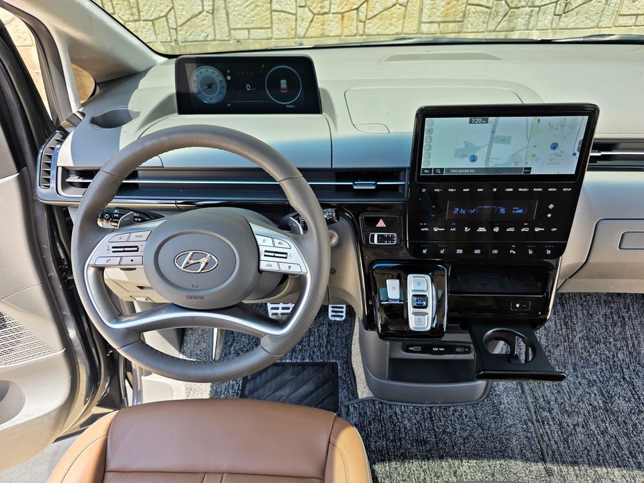 Hyundai Staria 2023