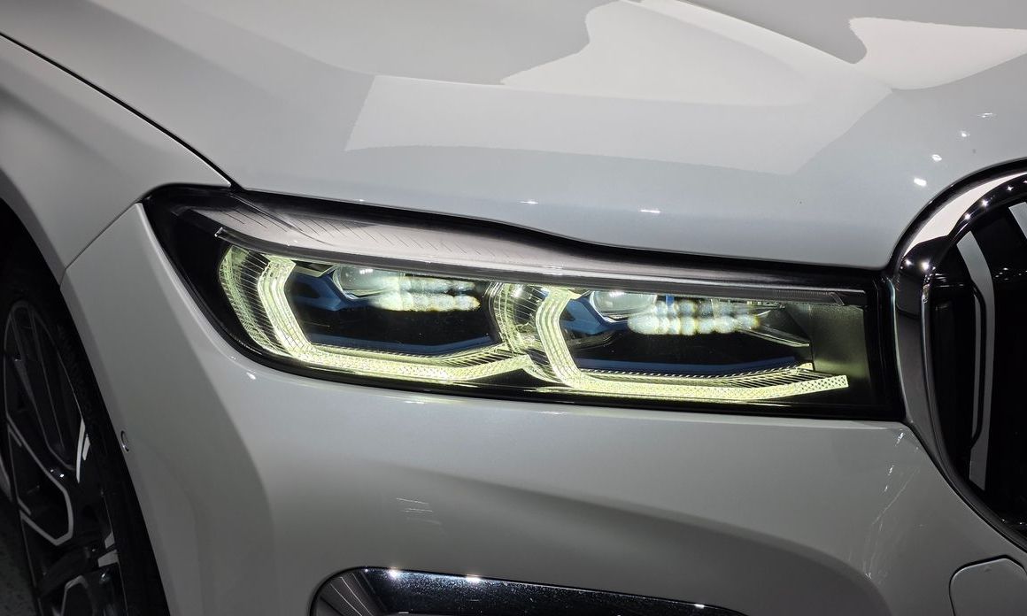 BMW 7-Series 2021