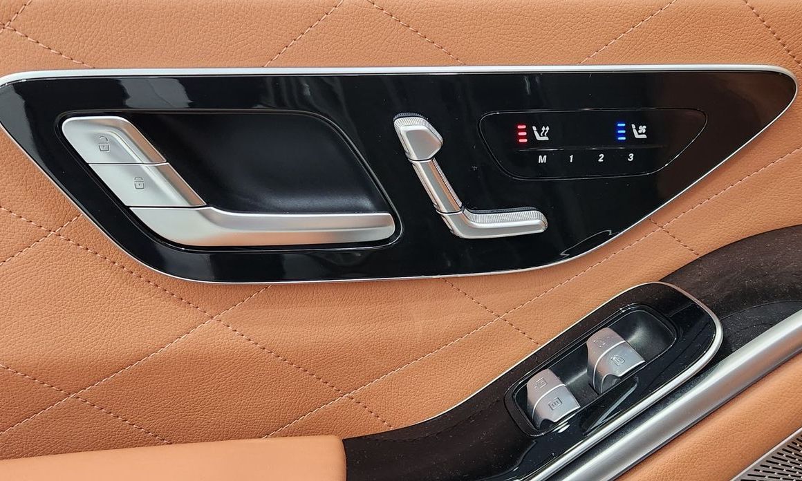 Mercedes-Benz S-Class 2025