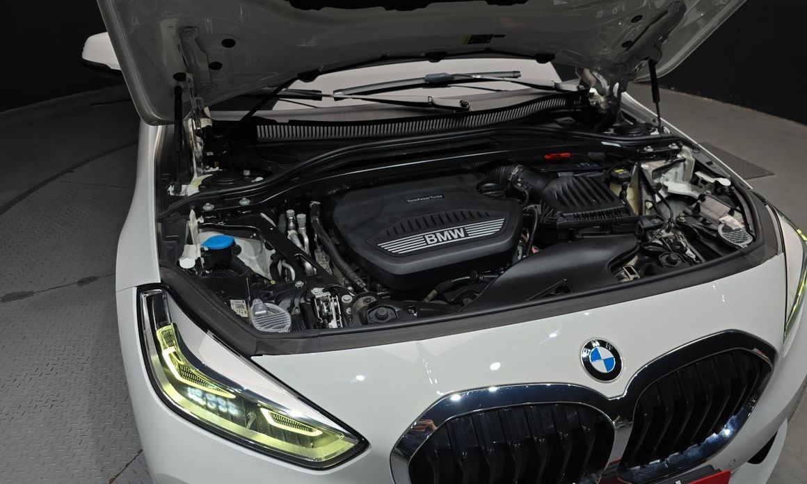 BMW 1-Series 2021