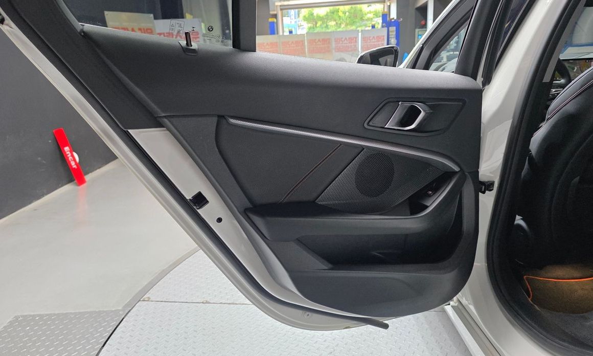 BMW 1-Series 2021