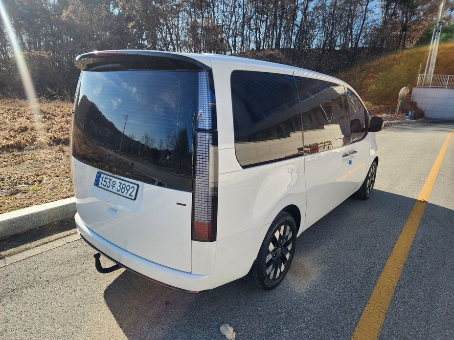 Hyundai Staria 2025