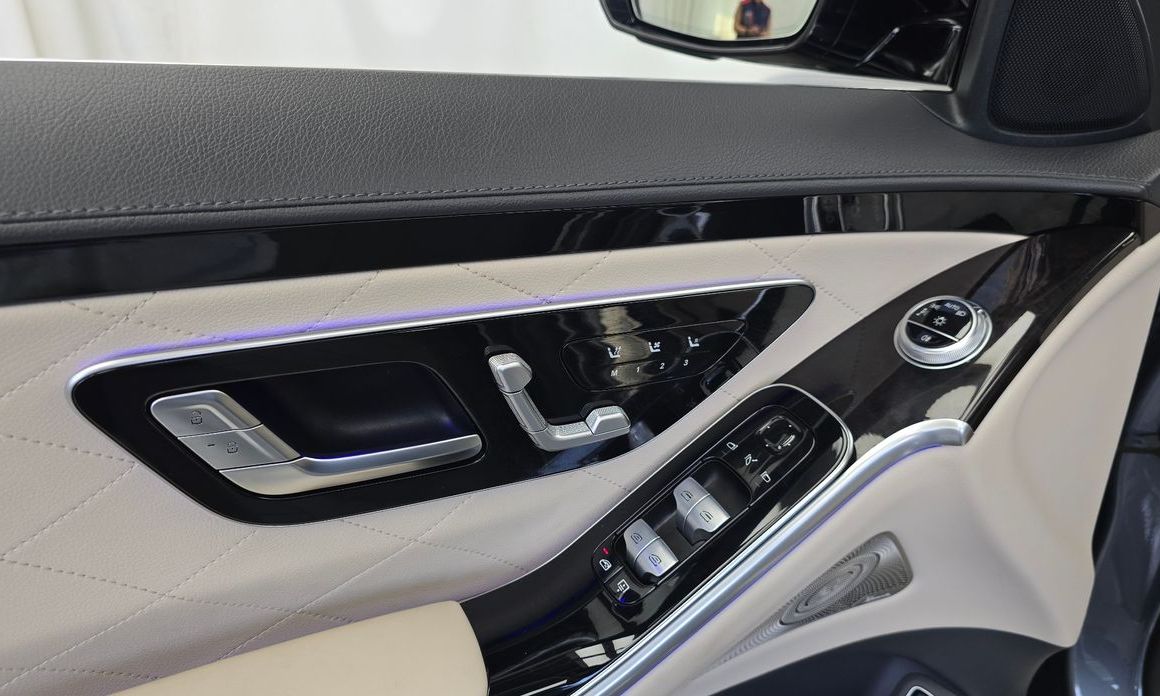 Mercedes-Benz S-Class 2023