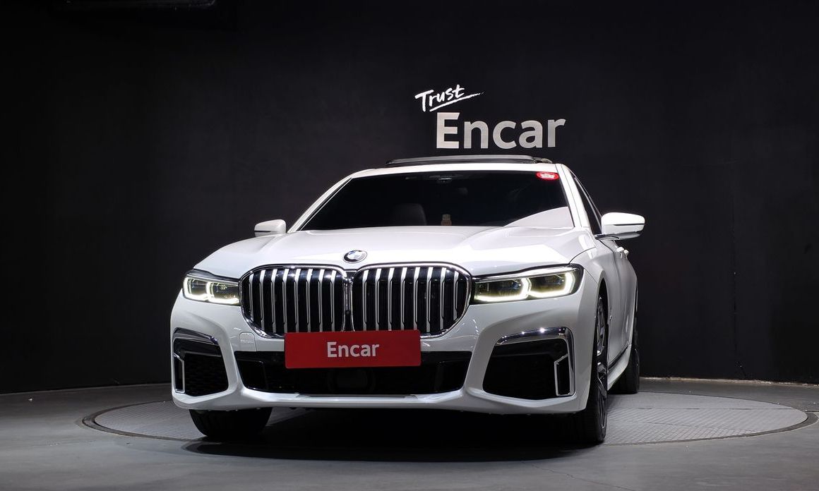 BMW 7-Series 2021