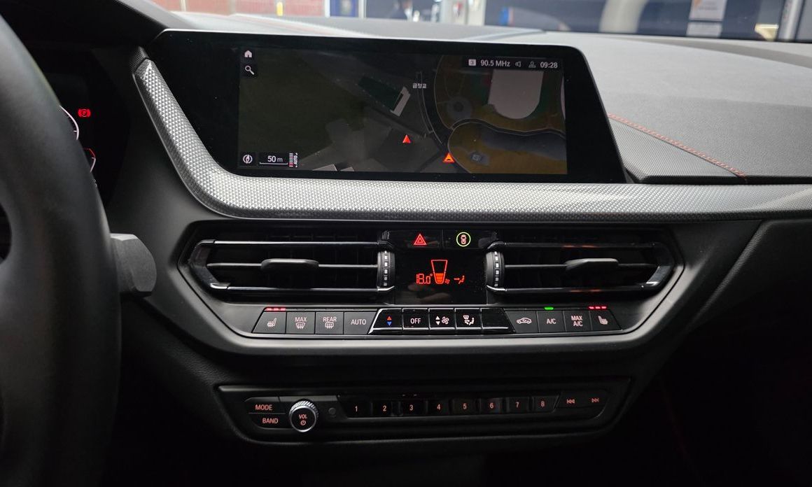 BMW 1-Series 2021