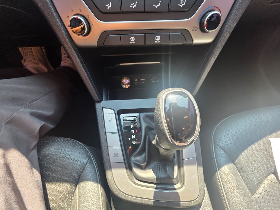 Hyundai AVANTE 2018