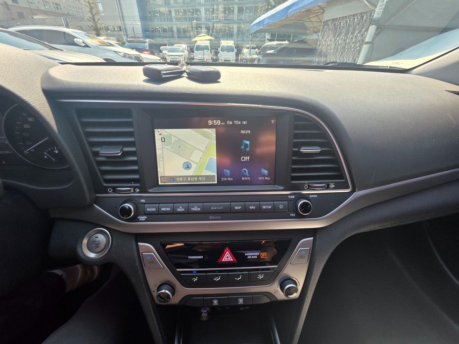 Hyundai AVANTE 2018