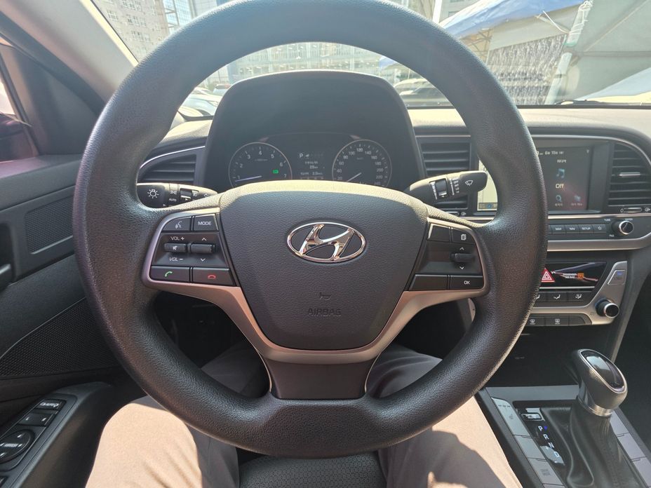 Hyundai AVANTE 2018