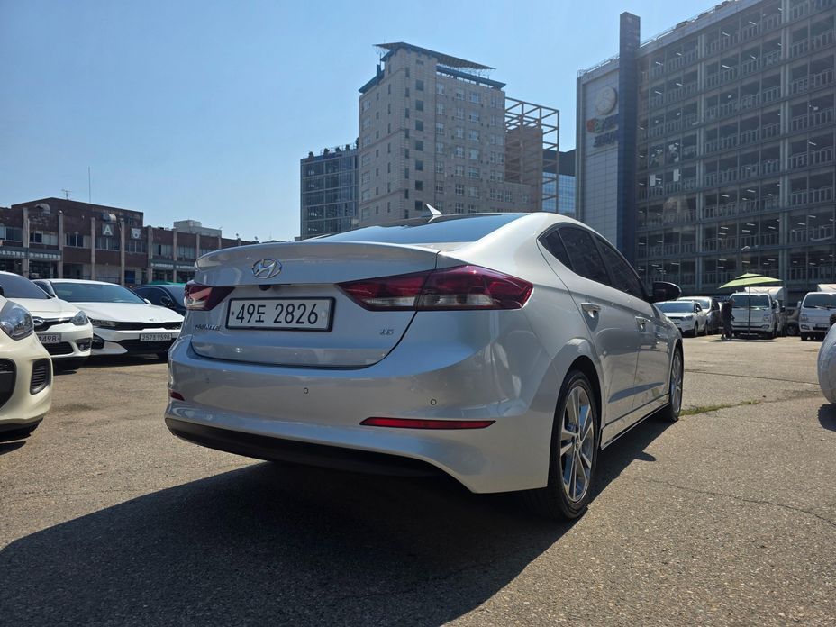 Hyundai AVANTE 2018