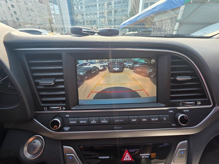 Hyundai AVANTE 2018