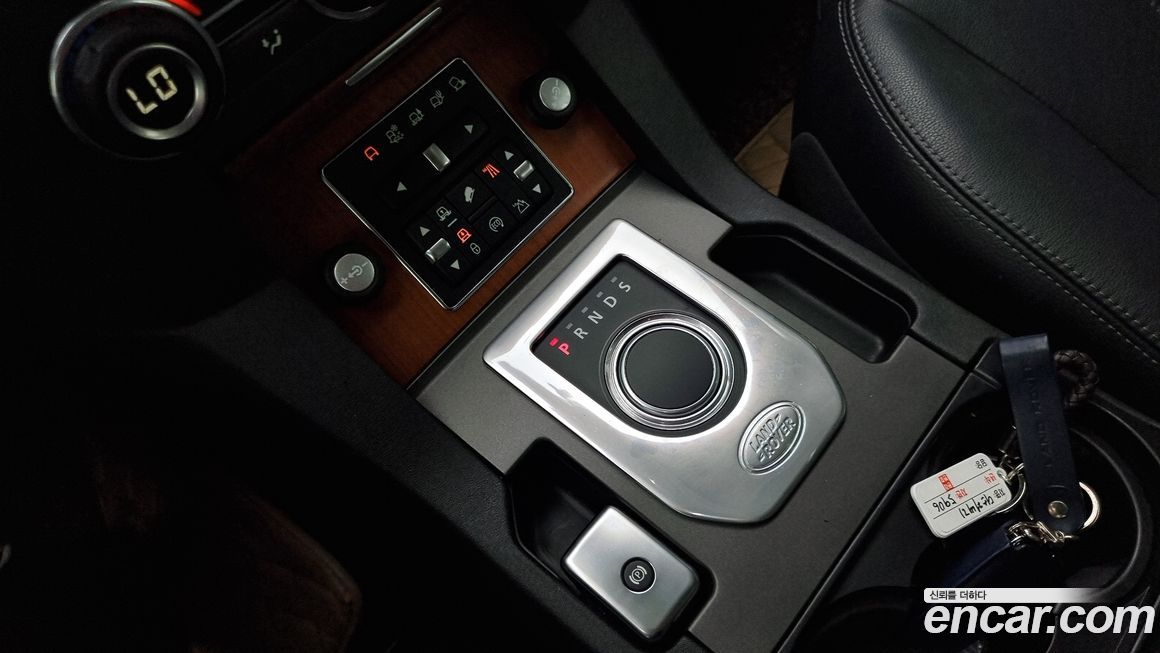 Land Rover Discovery 2016