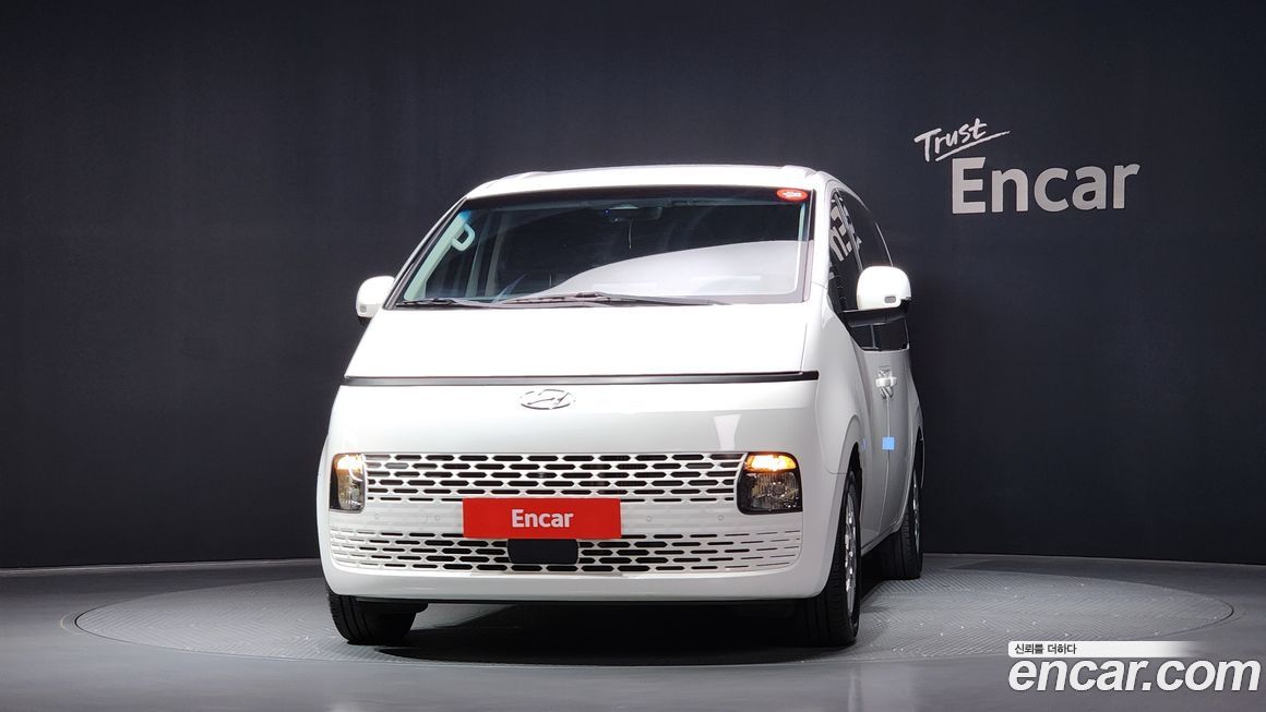 Hyundai Staria 2023