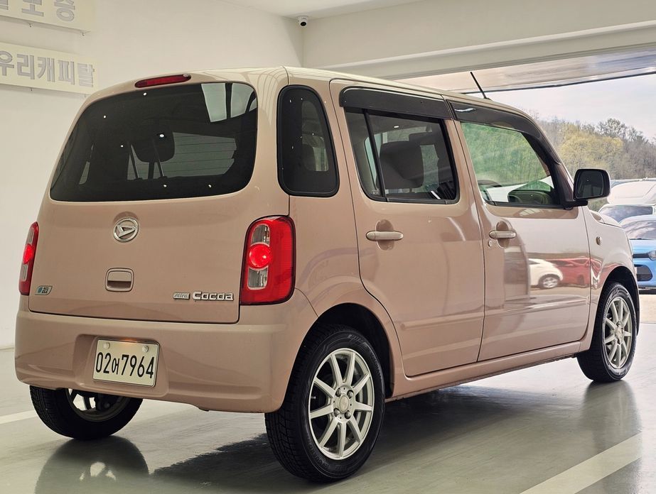 Daihatsu Mira 2013