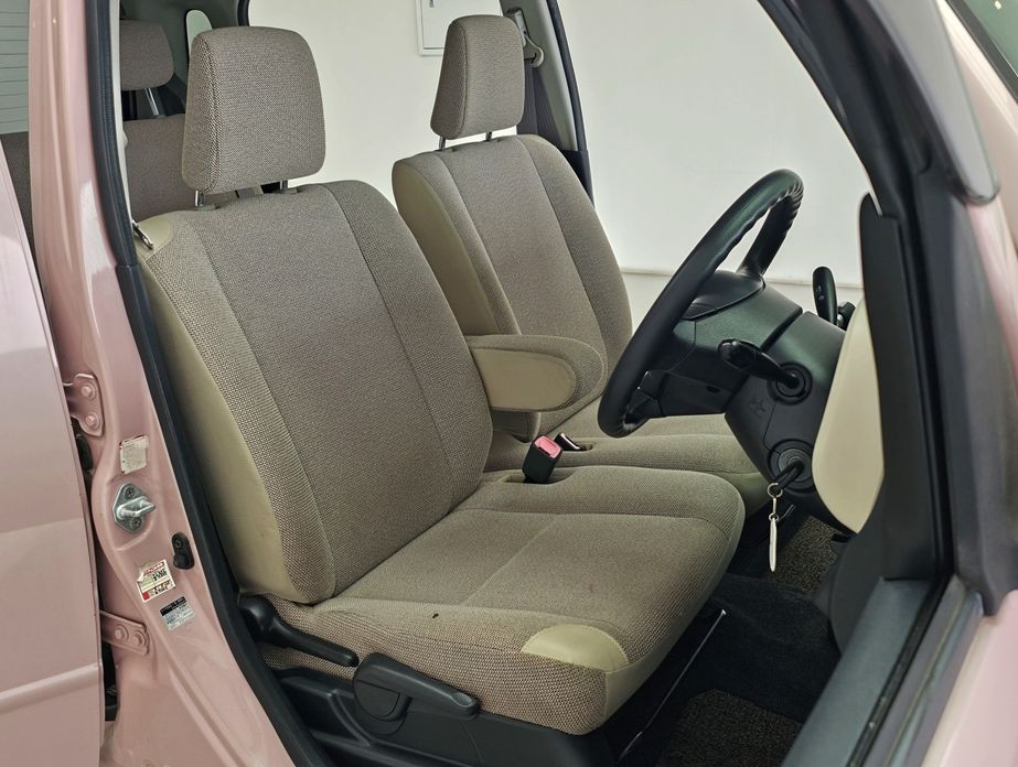 Daihatsu Mira 2013