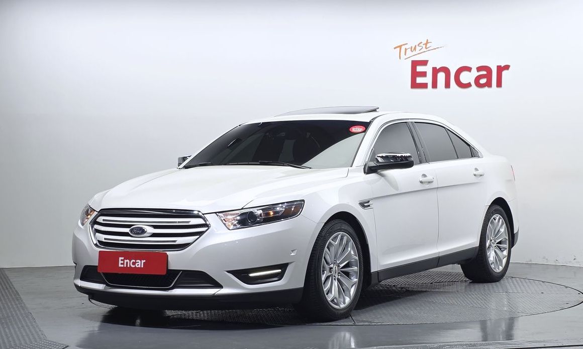 Ford Taurus 2017