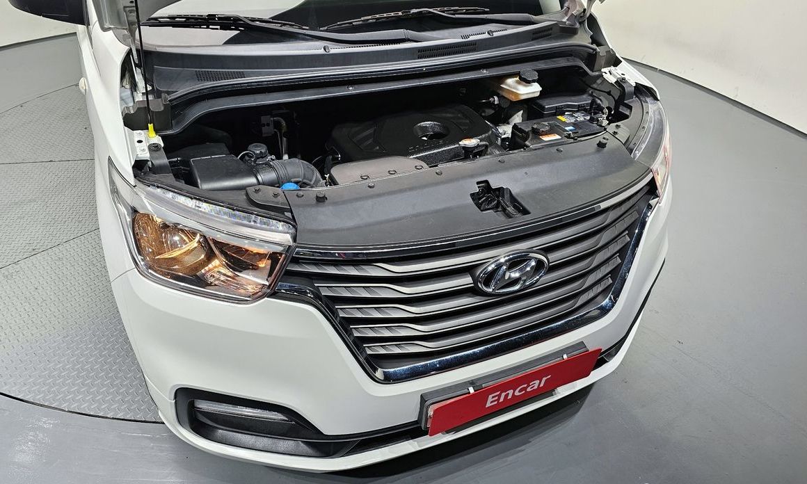 Hyundai Starex 2021