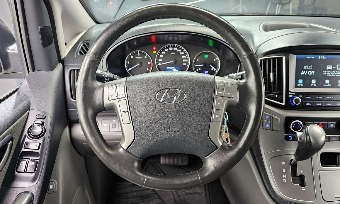 Hyundai Starex 2021
