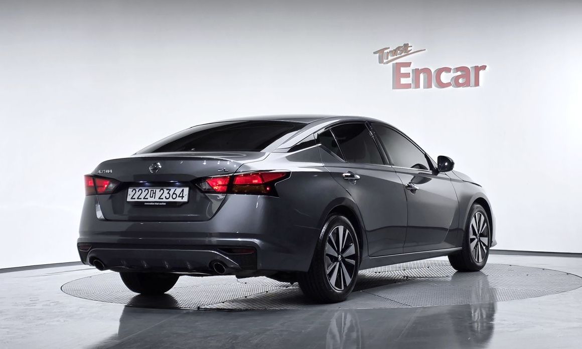 Nissan Altima 2019