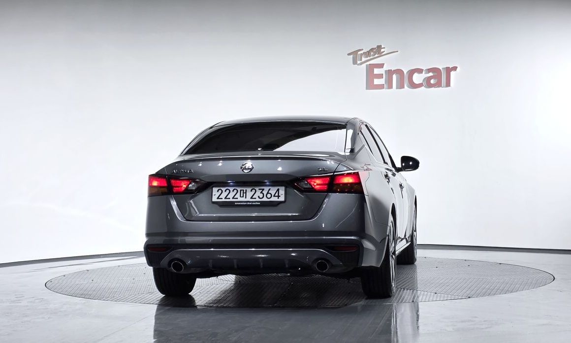 Nissan Altima 2019