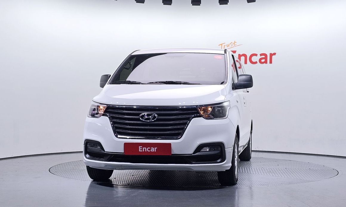 Hyundai Starex 2021