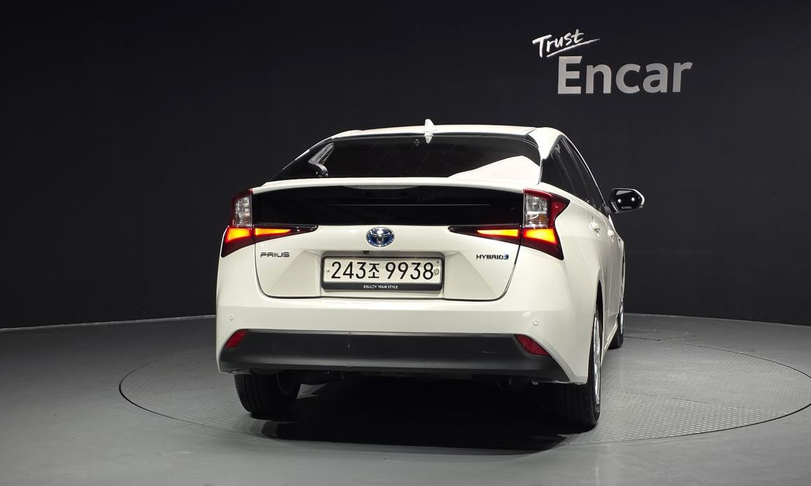 Toyota Prius 2019