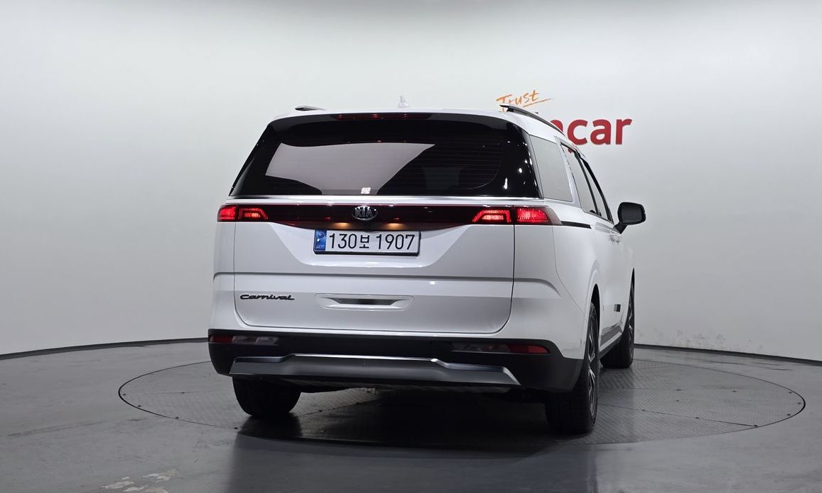 Kia Canival 2021