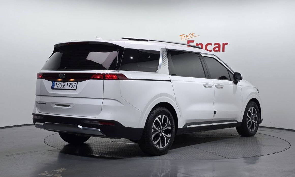 Kia Canival 2021