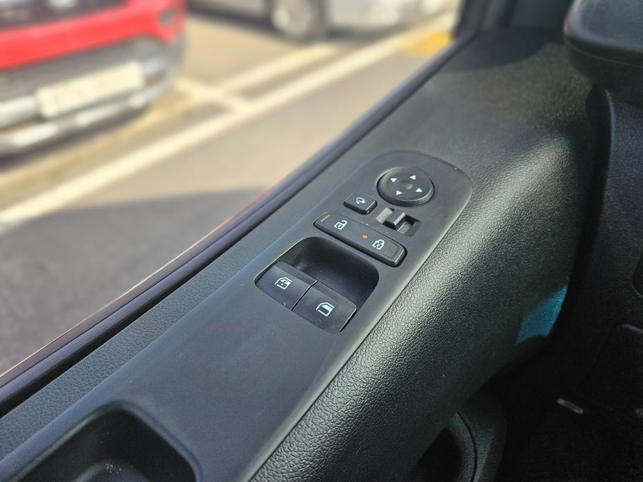 Hyundai Staria 2022