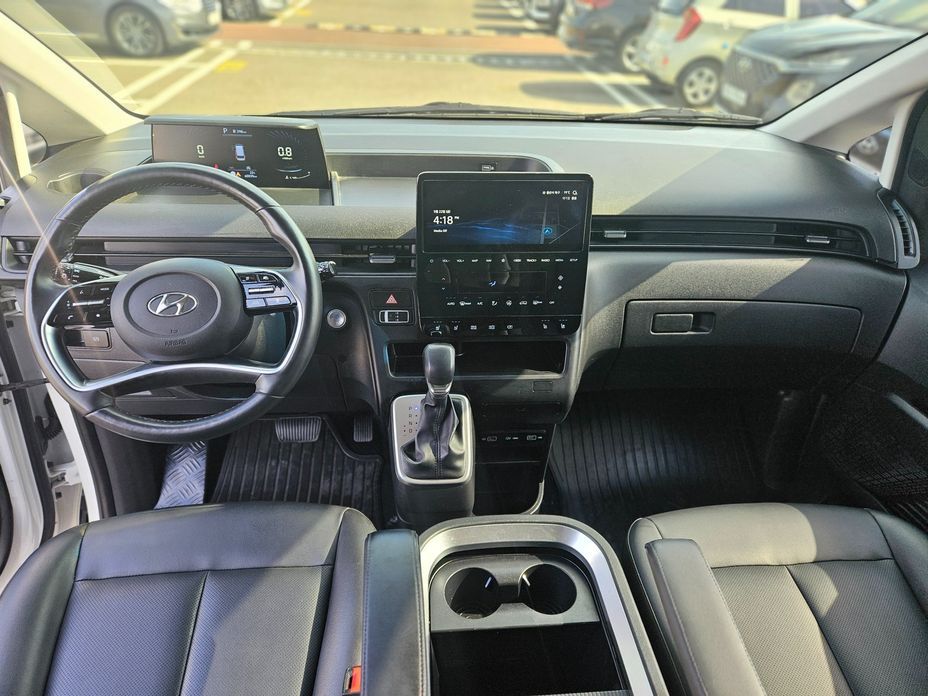 Hyundai Staria 2022